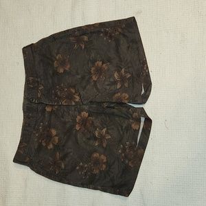 UNIQLO ARMY GREEN FLOWER PRINT MEN’S SHORTS SZ 27